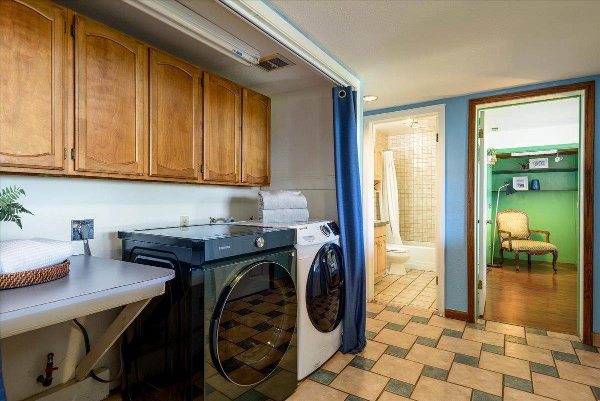 Detail Gallery Image 28 of 51 For 1720 Hillman Ave, Belmont,  CA 94002 - 3 Beds | 2 Baths