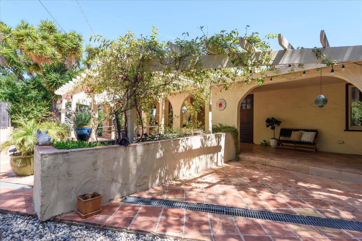 Detail Gallery Image 50 of 51 For 1720 Hillman Ave, Belmont,  CA 94002 - 3 Beds | 2 Baths