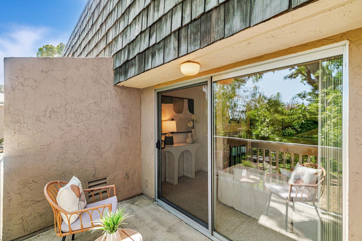 Detail Gallery Image 10 of 43 For 675 Sharon Park Dr #231,  Menlo Park,  CA 94025 - 2 Beds | 2 Baths