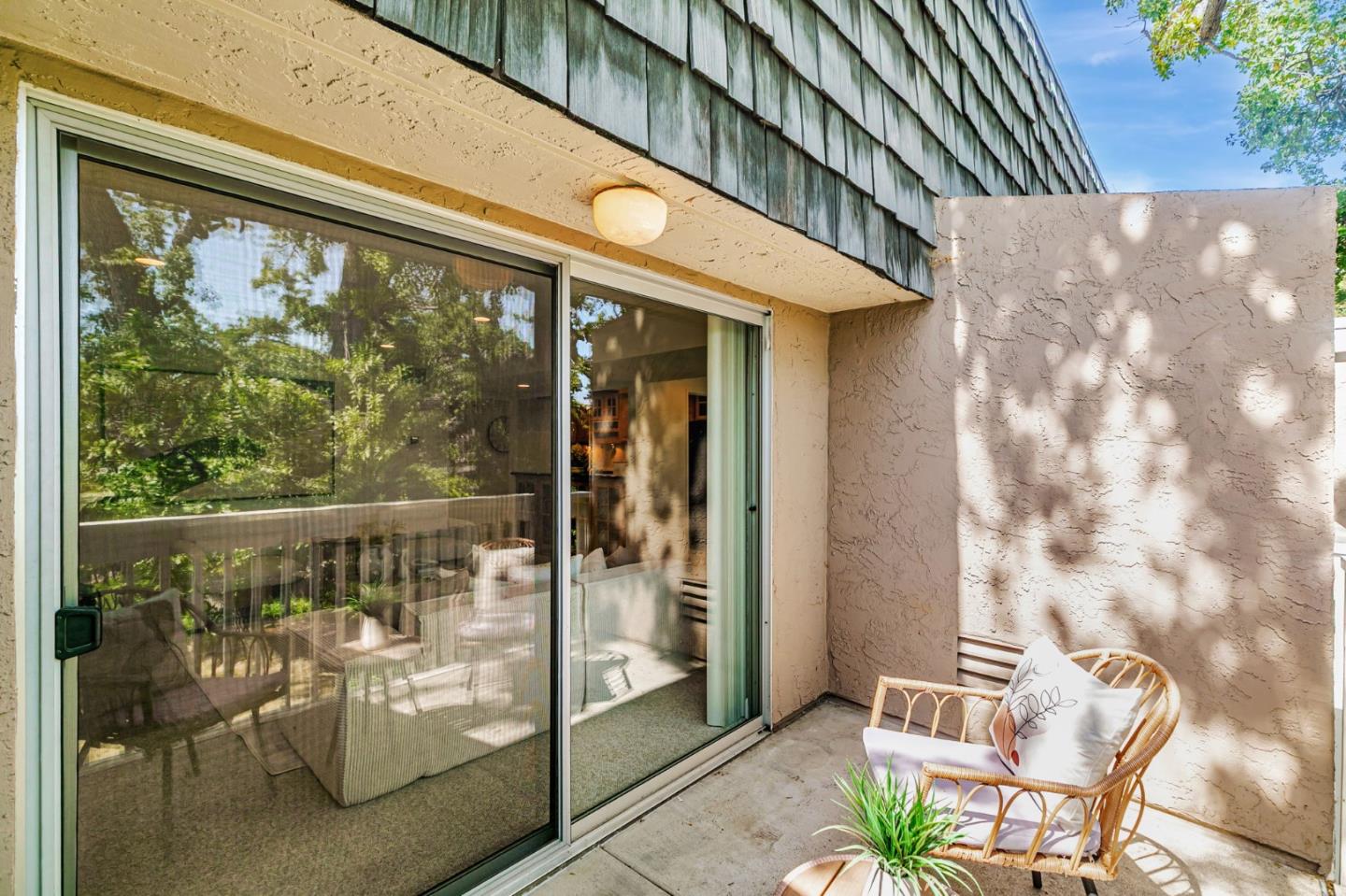 Detail Gallery Image 11 of 43 For 675 Sharon Park Dr #231,  Menlo Park,  CA 94025 - 2 Beds | 2 Baths