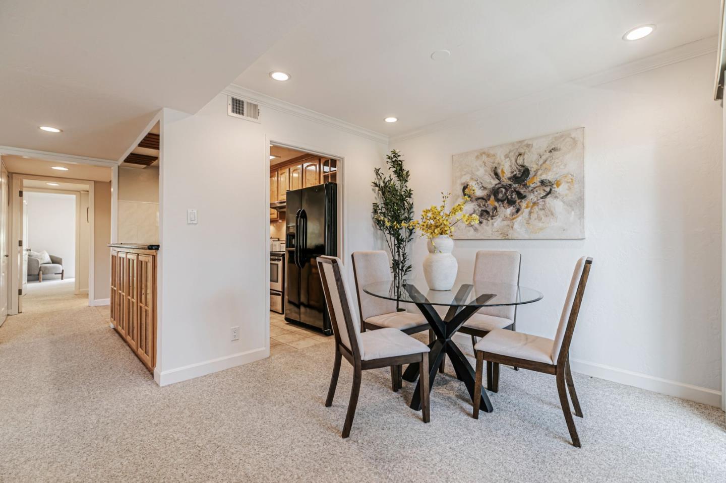 Detail Gallery Image 17 of 43 For 675 Sharon Park Dr #231,  Menlo Park,  CA 94025 - 2 Beds | 2 Baths
