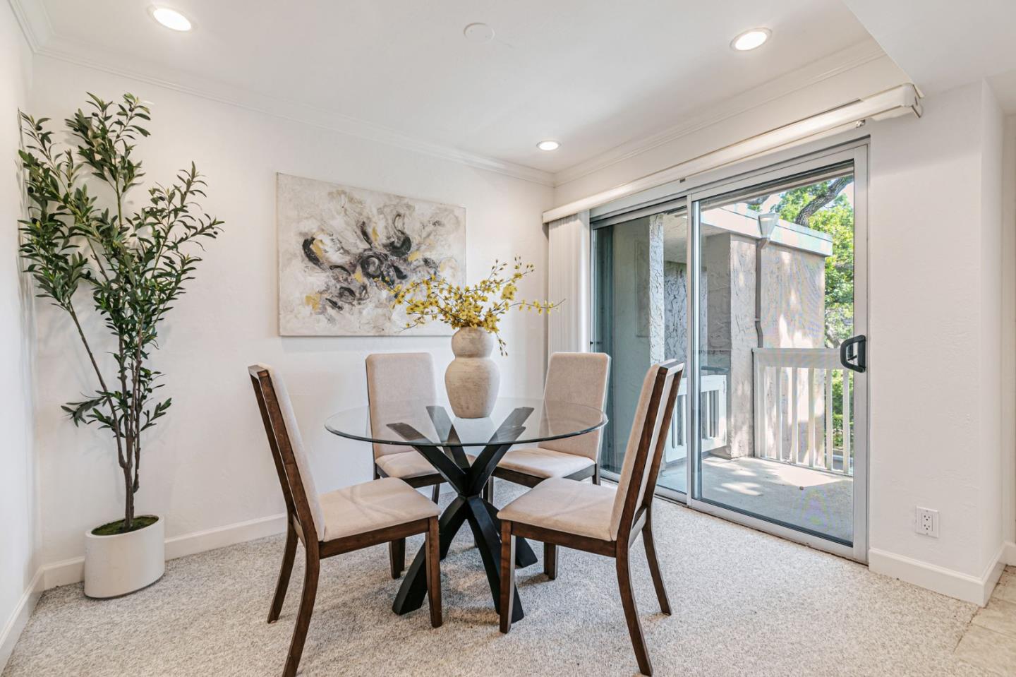 Detail Gallery Image 18 of 43 For 675 Sharon Park Dr #231,  Menlo Park,  CA 94025 - 2 Beds | 2 Baths