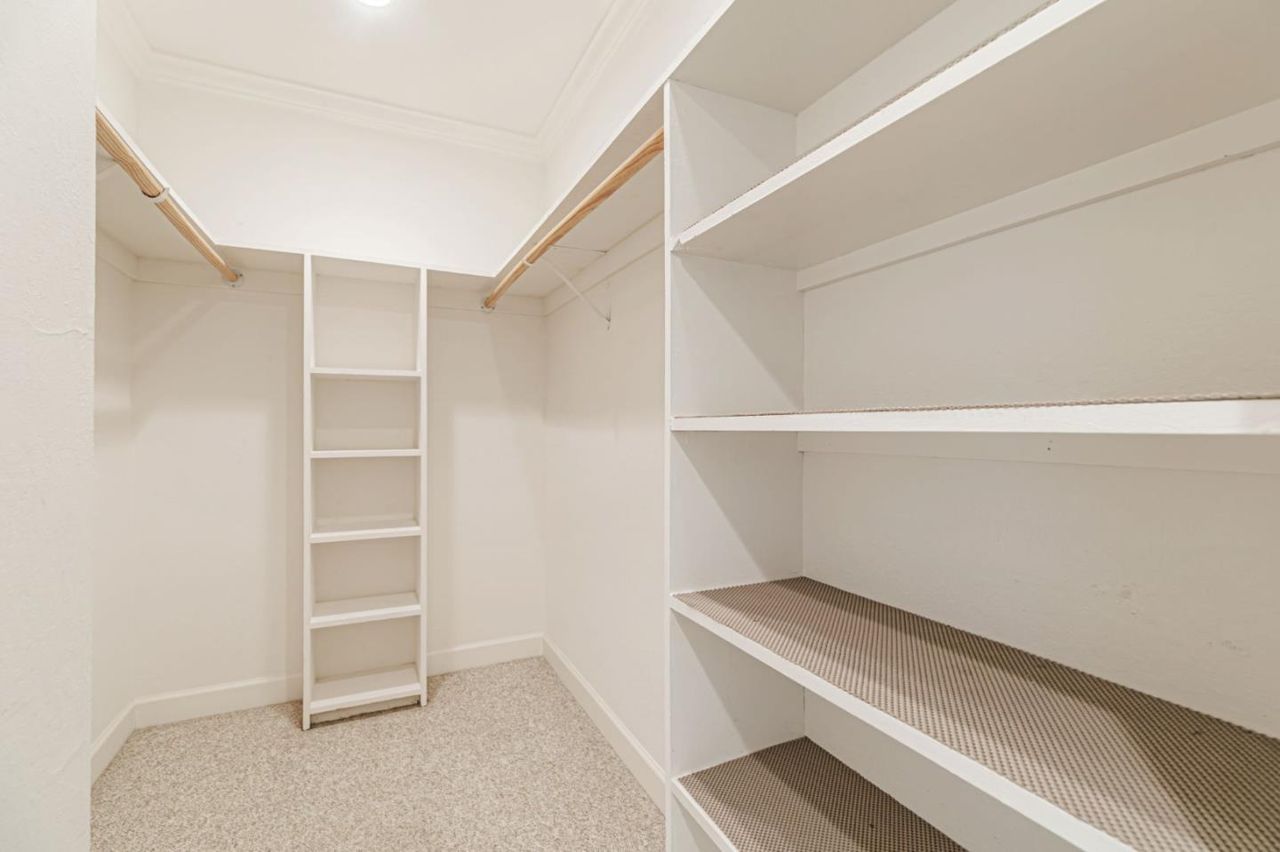 Detail Gallery Image 24 of 43 For 675 Sharon Park Dr #231,  Menlo Park,  CA 94025 - 2 Beds | 2 Baths