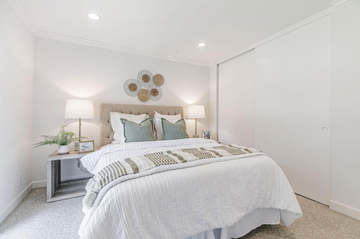 Detail Gallery Image 28 of 43 For 675 Sharon Park Dr #231,  Menlo Park,  CA 94025 - 2 Beds | 2 Baths