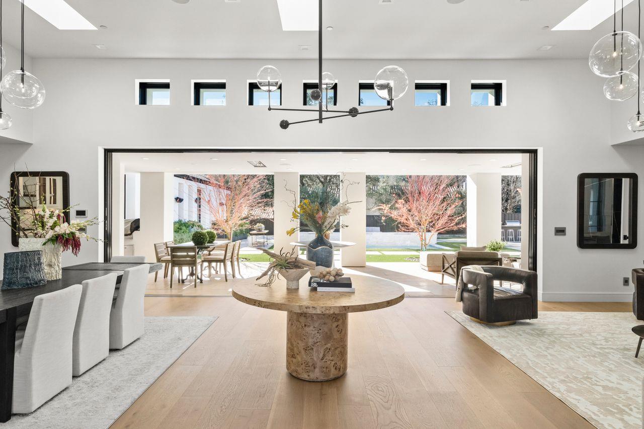 Detail Gallery Image 1 of 78 For 18240 Bancroft Ave, Monte Sereno,  CA 95030 - 7 Beds | 8/1 Baths