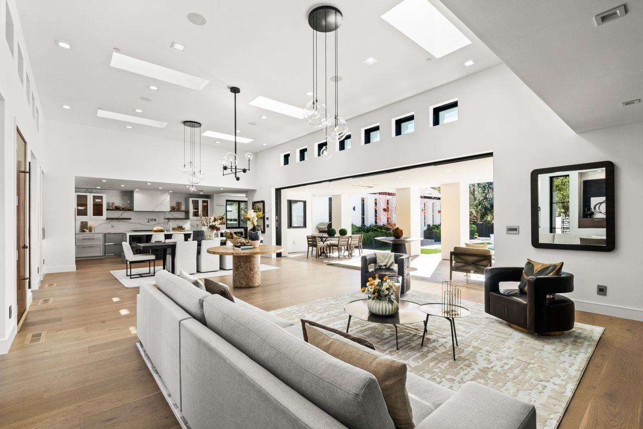 Detail Gallery Image 3 of 78 For 18240 Bancroft Ave, Monte Sereno,  CA 95030 - 7 Beds | 8/1 Baths
