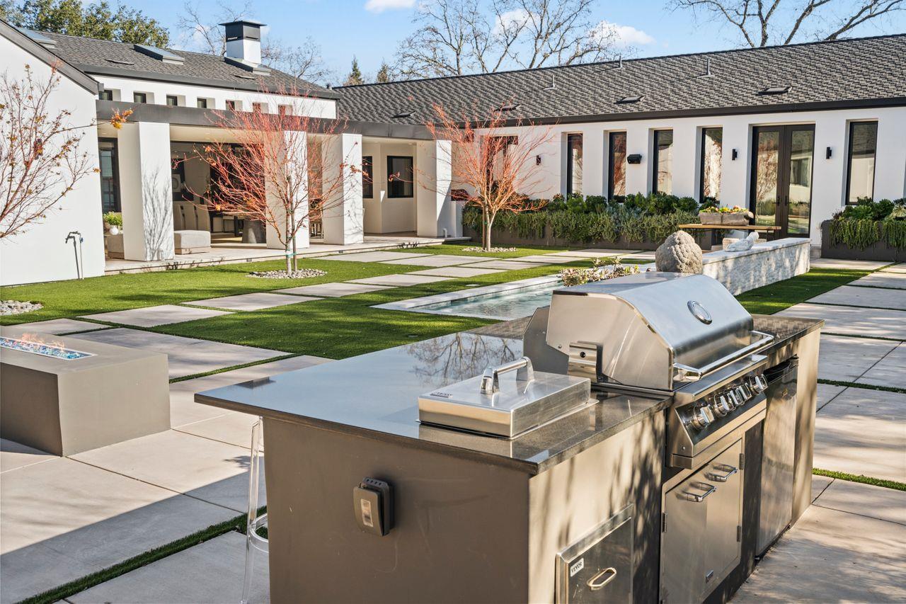 Detail Gallery Image 64 of 78 For 18240 Bancroft Ave, Monte Sereno,  CA 95030 - 7 Beds | 8/1 Baths