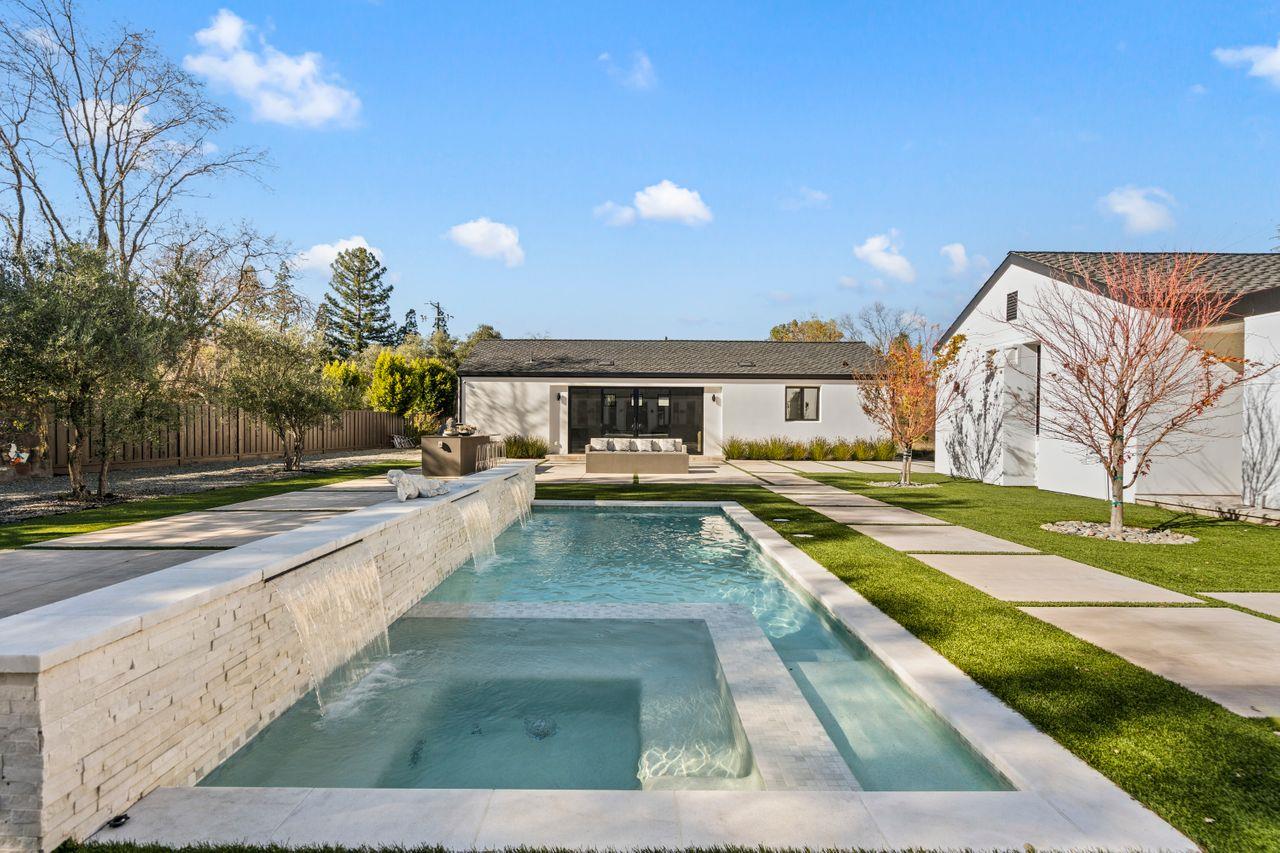 Detail Gallery Image 66 of 78 For 18240 Bancroft Ave, Monte Sereno,  CA 95030 - 7 Beds | 8/1 Baths