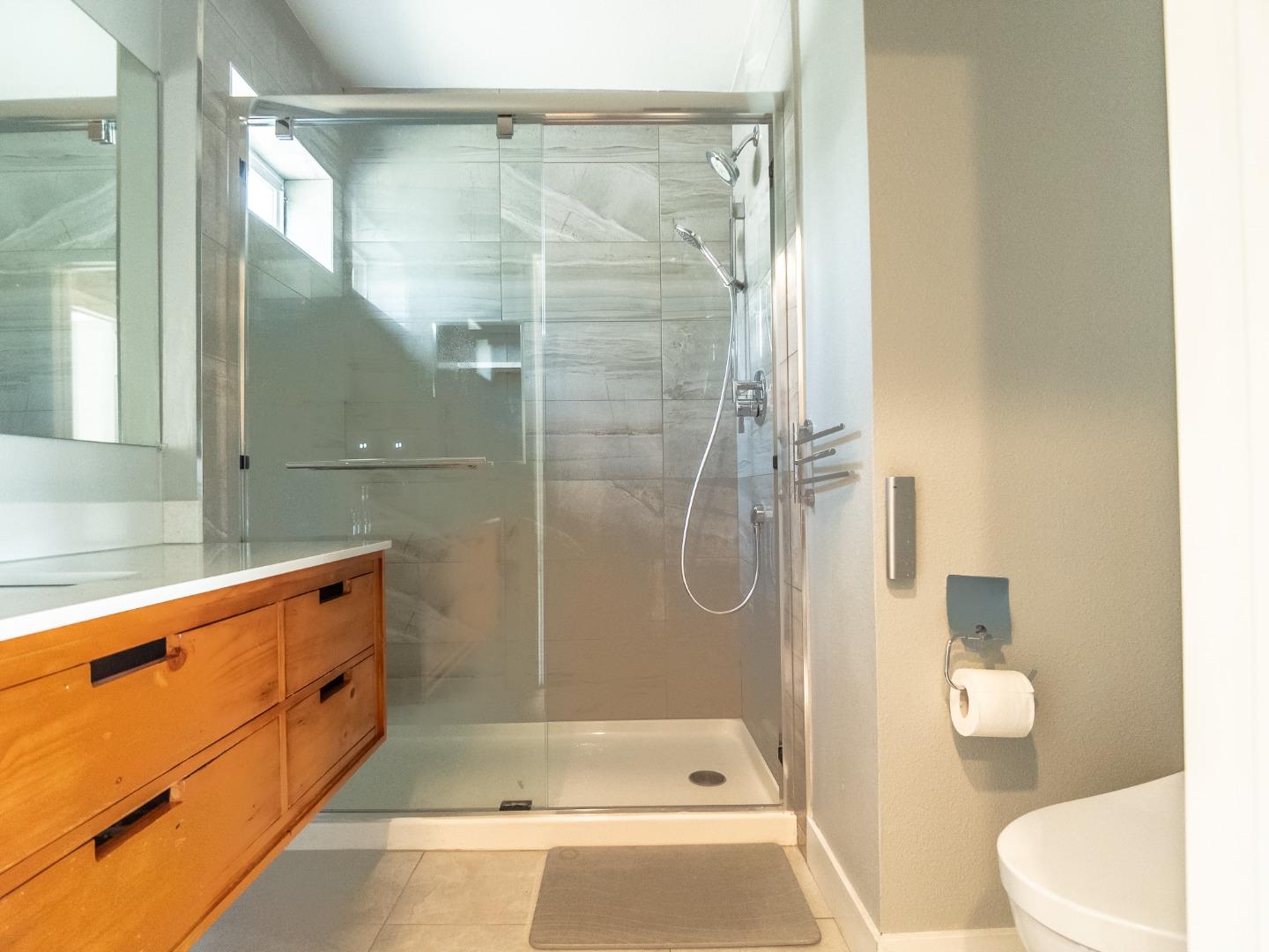 Detail Gallery Image 36 of 36 For 1435 Edgehill Dr, Burlingame,  CA 94010 - 5 Beds | 3/1 Baths