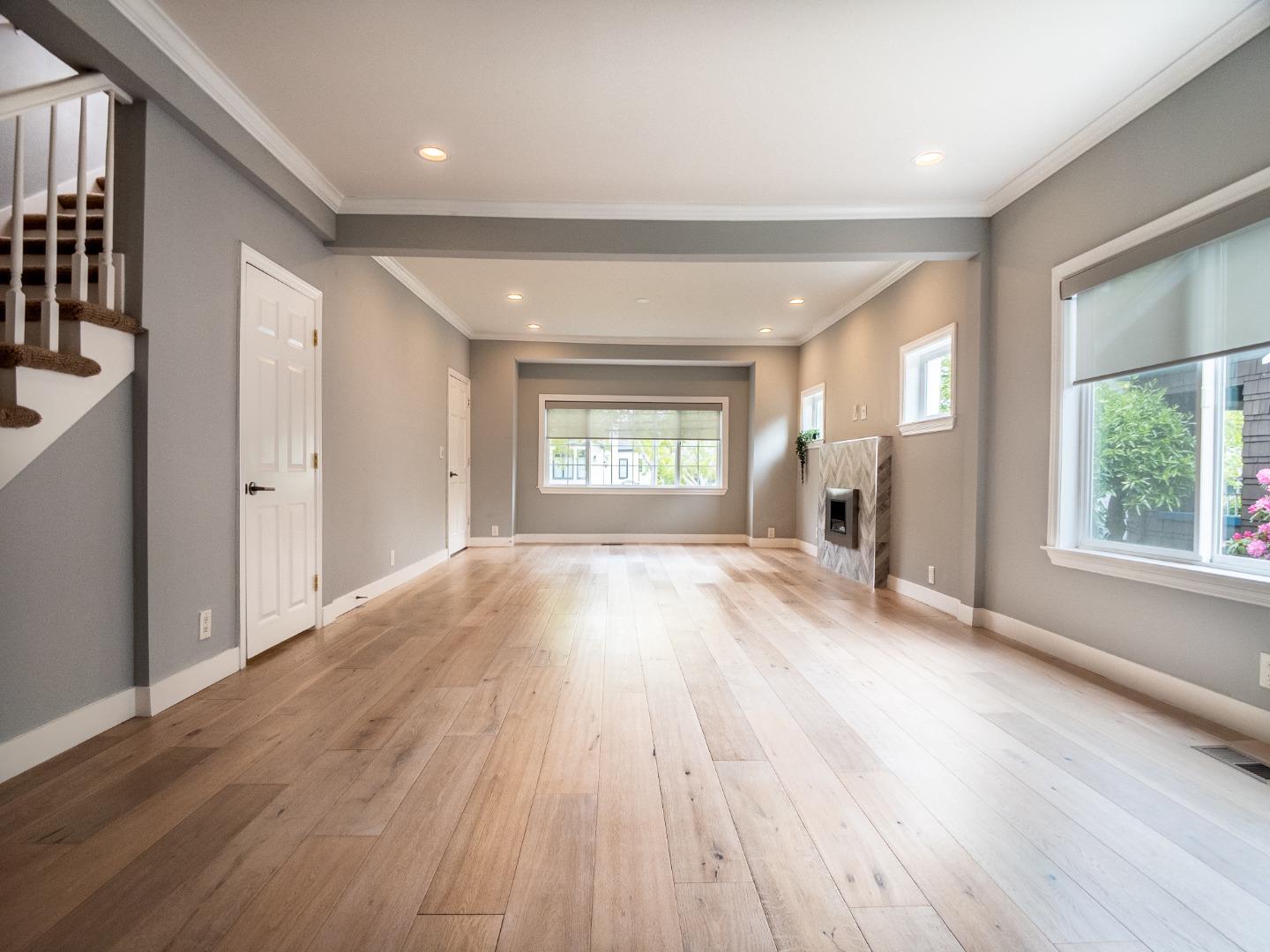 Detail Gallery Image 8 of 36 For 1435 Edgehill Dr, Burlingame,  CA 94010 - 5 Beds | 3/1 Baths