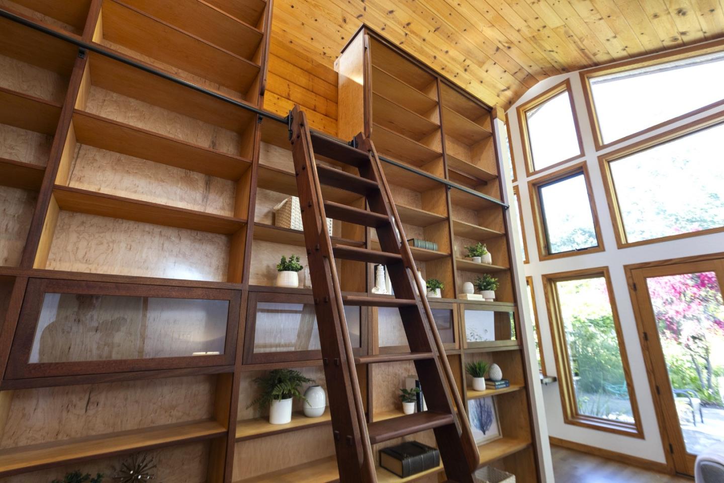 Detail Gallery Image 24 of 45 For 620 Olive St, Menlo Park,  CA 94025 - 2 Beds | 2 Baths