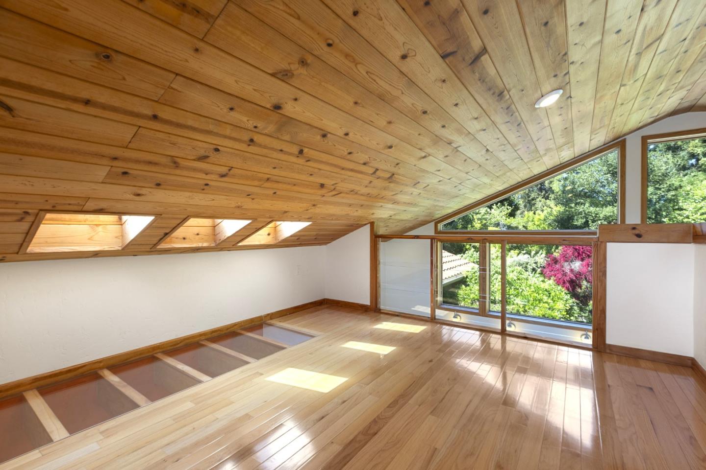 Detail Gallery Image 25 of 45 For 620 Olive St, Menlo Park,  CA 94025 - 2 Beds | 2 Baths