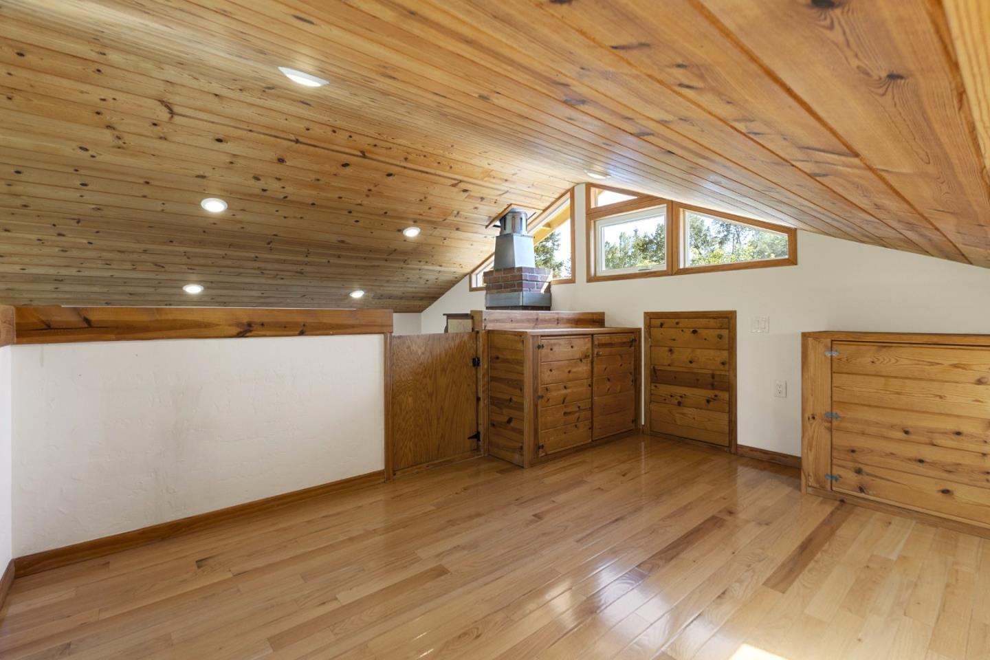 Detail Gallery Image 26 of 45 For 620 Olive St, Menlo Park,  CA 94025 - 2 Beds | 2 Baths