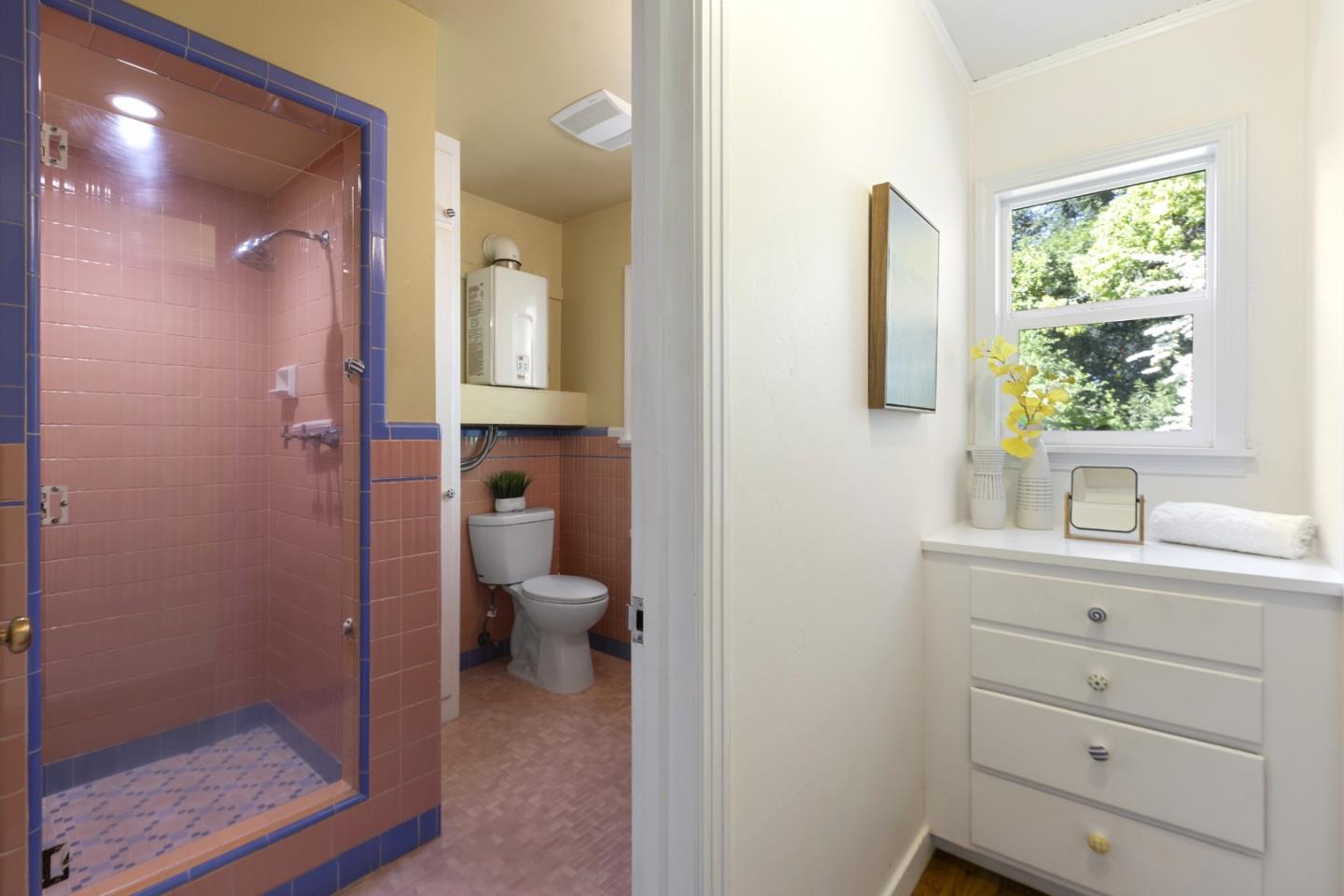 Detail Gallery Image 31 of 45 For 620 Olive St, Menlo Park,  CA 94025 - 2 Beds | 2 Baths