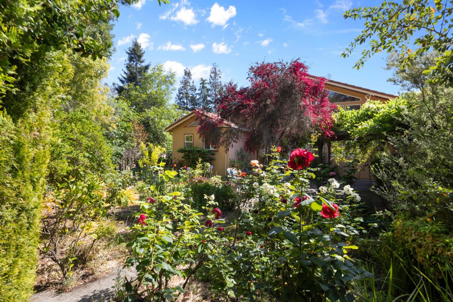 Detail Gallery Image 44 of 45 For 620 Olive St, Menlo Park,  CA 94025 - 2 Beds | 2 Baths