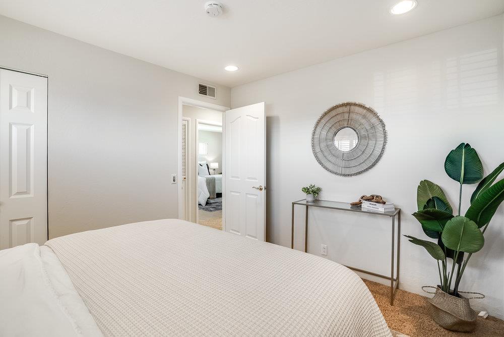 Detail Gallery Image 18 of 37 For 2500 Catalpa Way, San Bruno,  CA 94066 - 3 Beds | 2 Baths