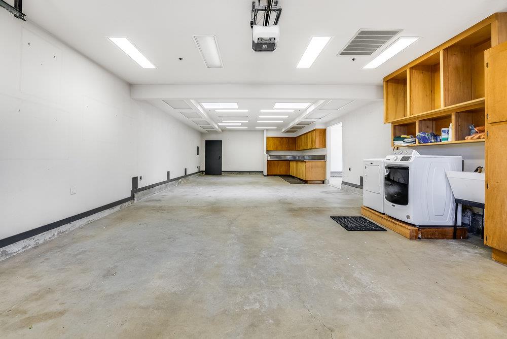 Detail Gallery Image 22 of 37 For 2500 Catalpa Way, San Bruno,  CA 94066 - 3 Beds | 2 Baths