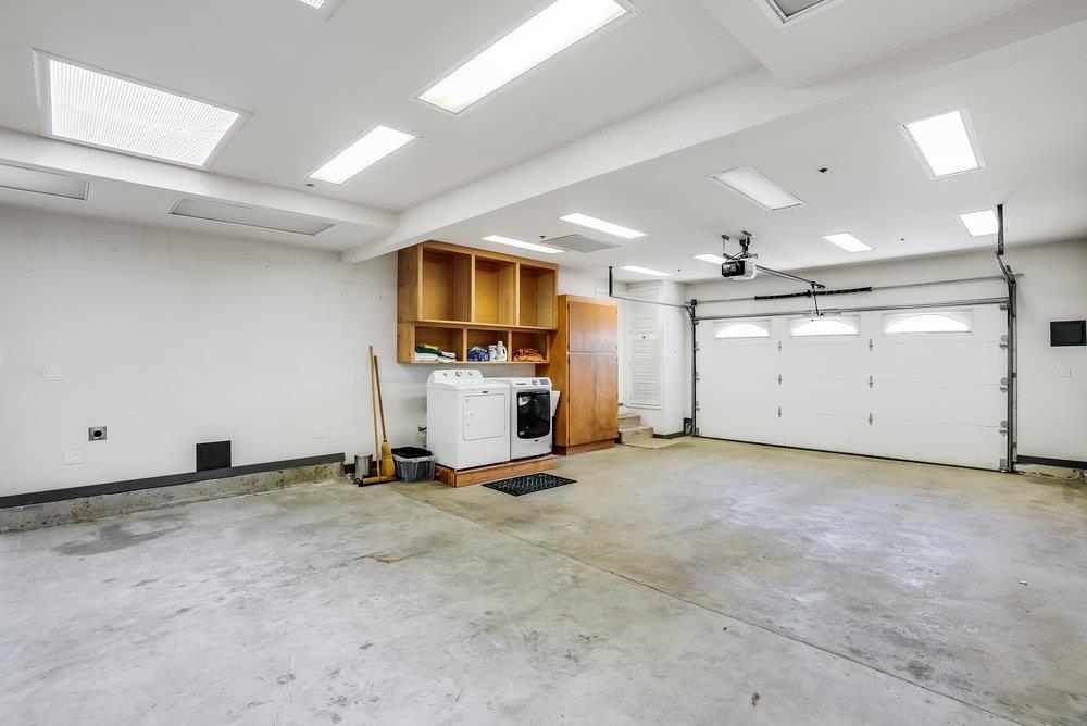 Detail Gallery Image 23 of 37 For 2500 Catalpa Way, San Bruno,  CA 94066 - 3 Beds | 2 Baths
