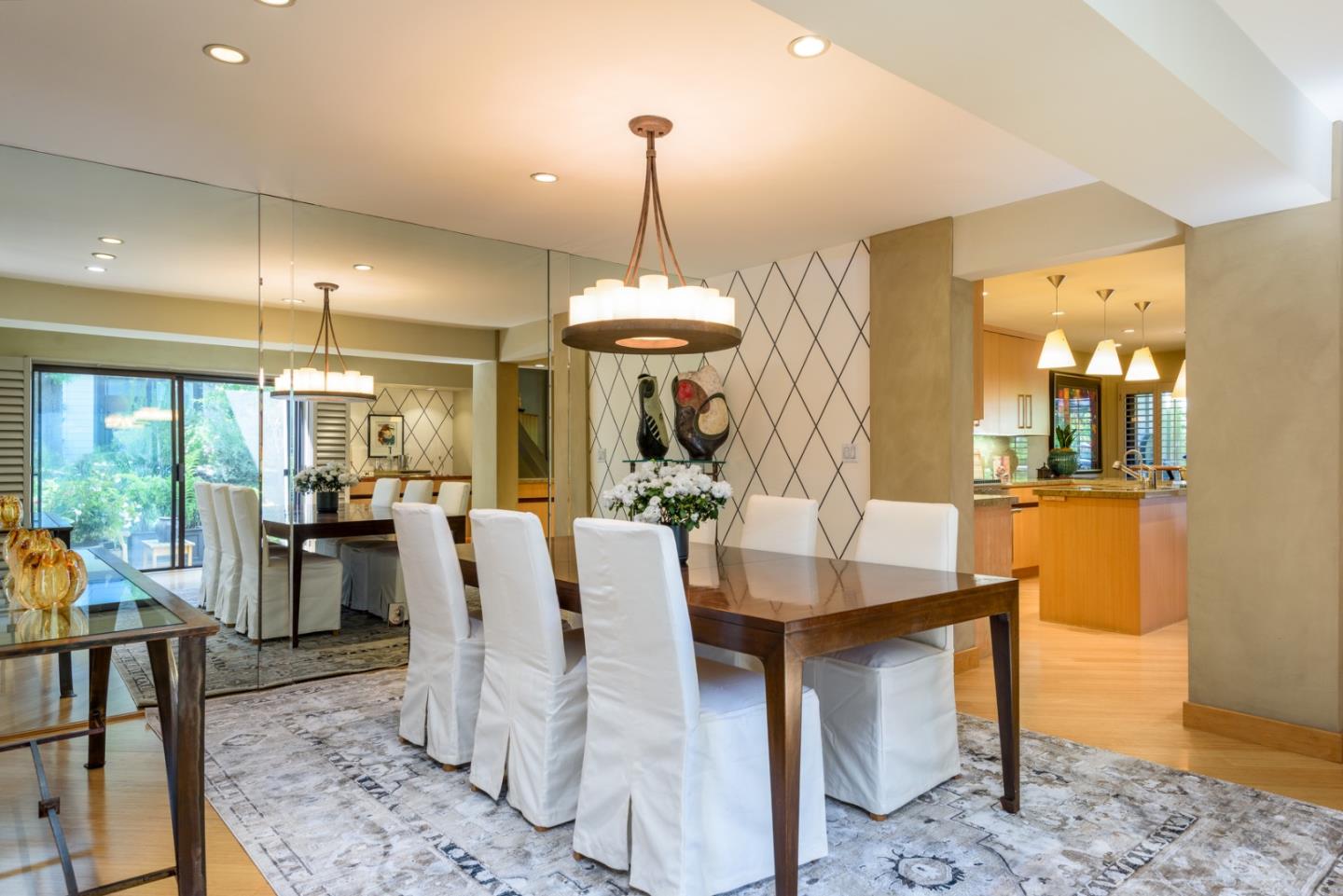 Detail Gallery Image 14 of 34 For 1265 Trinity, Menlo Park,  CA 94025 - 3 Beds | 2/1 Baths