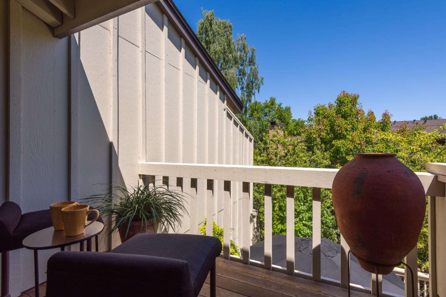 Detail Gallery Image 23 of 34 For 1265 Trinity, Menlo Park,  CA 94025 - 3 Beds | 2/1 Baths
