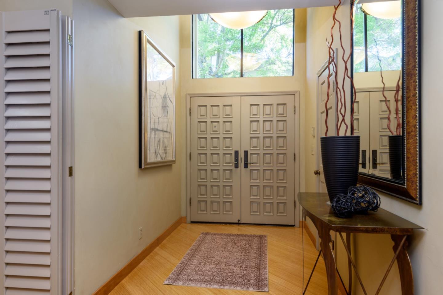 Detail Gallery Image 4 of 34 For 1265 Trinity, Menlo Park,  CA 94025 - 3 Beds | 2/1 Baths
