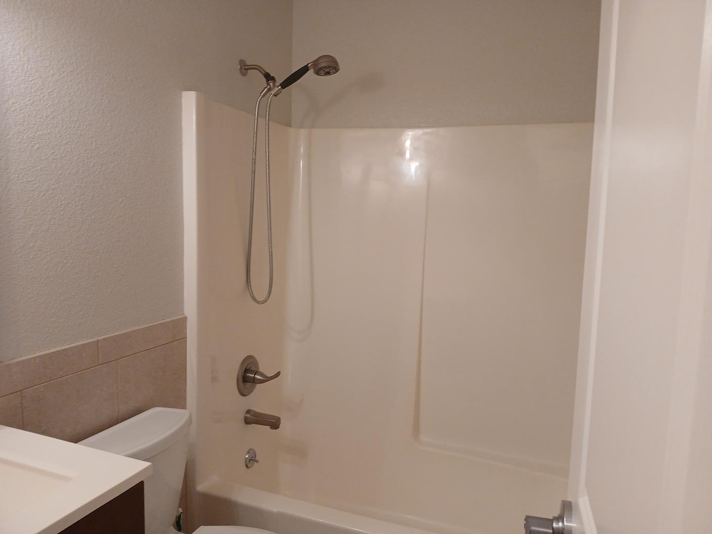 Detail Gallery Image 13 of 20 For 99 Avenue Portola 2b,  El Granada,  CA 94018 - 1 Beds | 1 Baths
