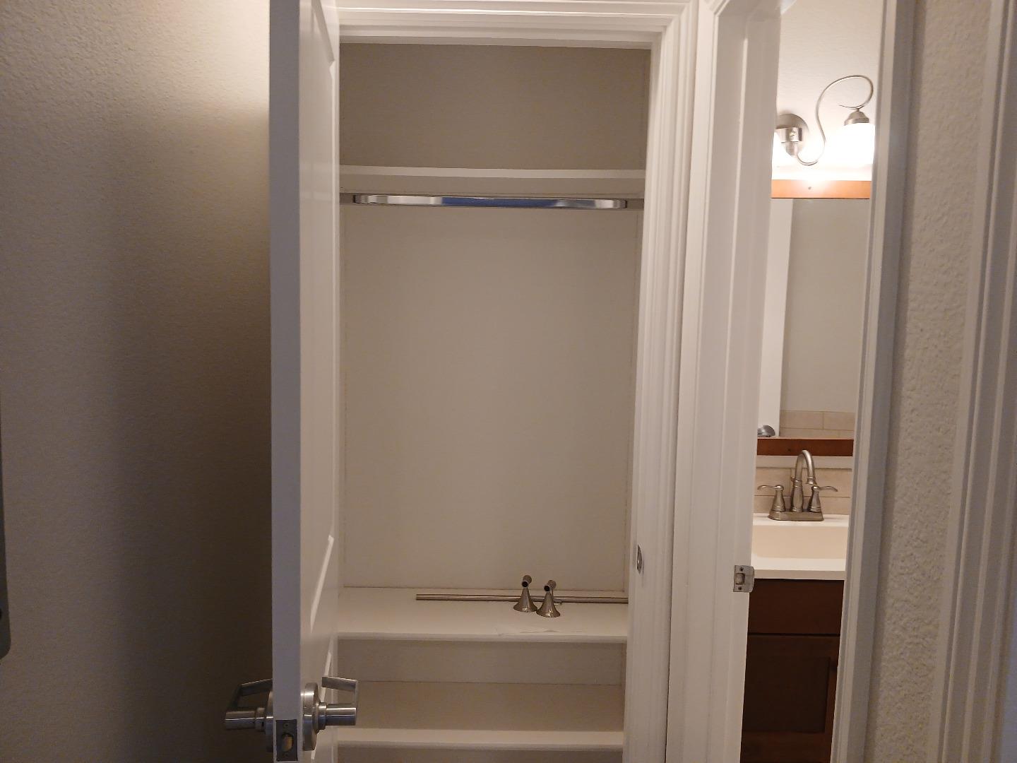 Detail Gallery Image 14 of 20 For 99 Avenue Portola 2b,  El Granada,  CA 94018 - 1 Beds | 1 Baths