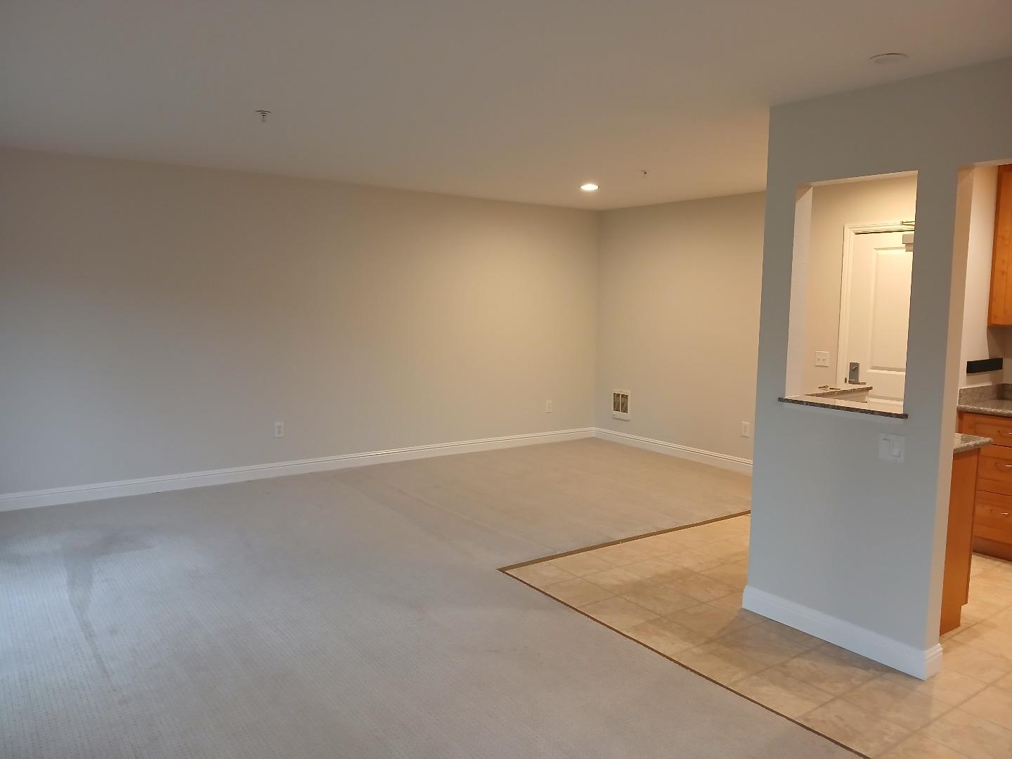 Detail Gallery Image 16 of 20 For 99 Avenue Portola 2b,  El Granada,  CA 94018 - 1 Beds | 1 Baths
