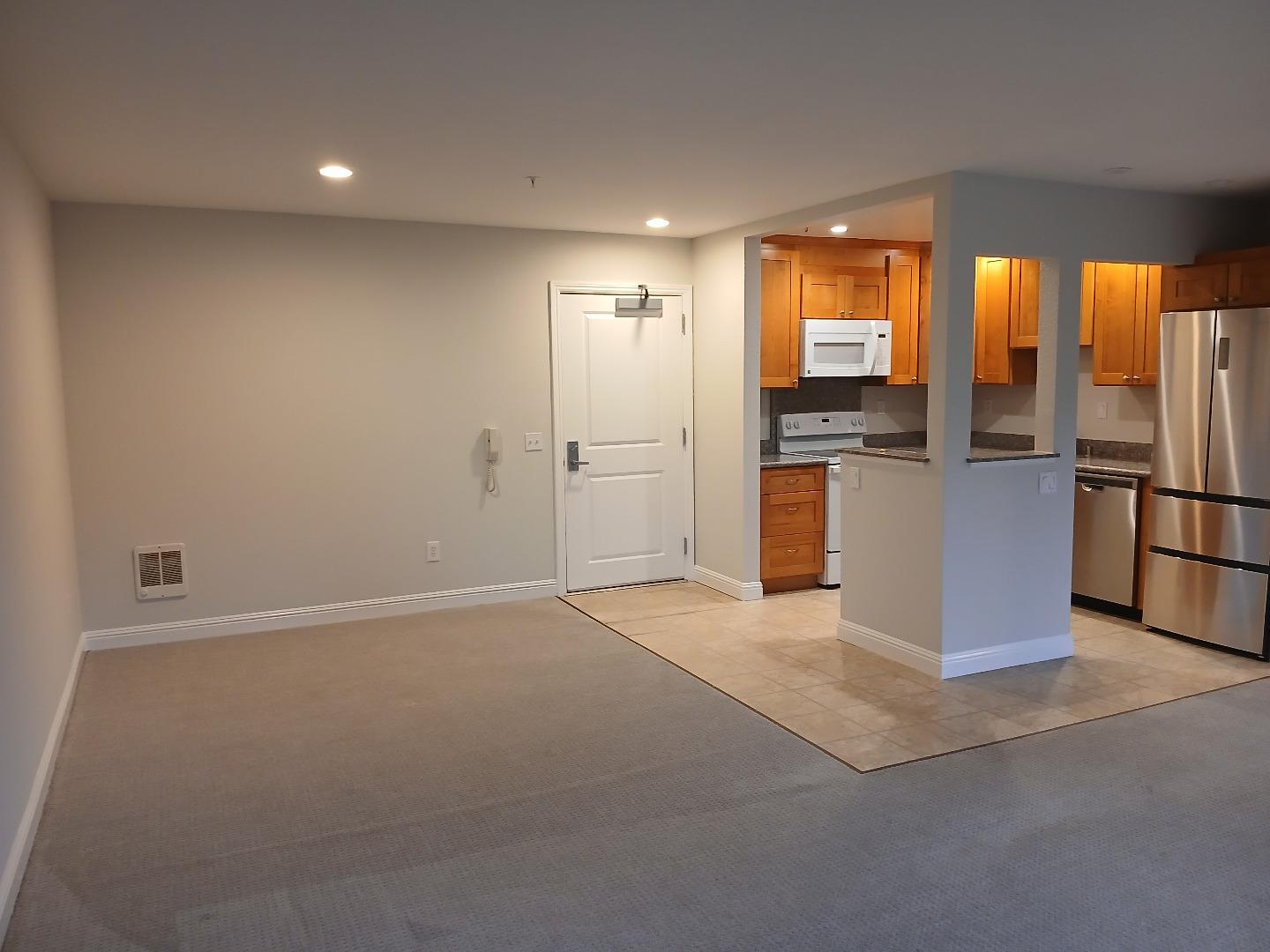 Detail Gallery Image 18 of 20 For 99 Avenue Portola 2b,  El Granada,  CA 94018 - 1 Beds | 1 Baths