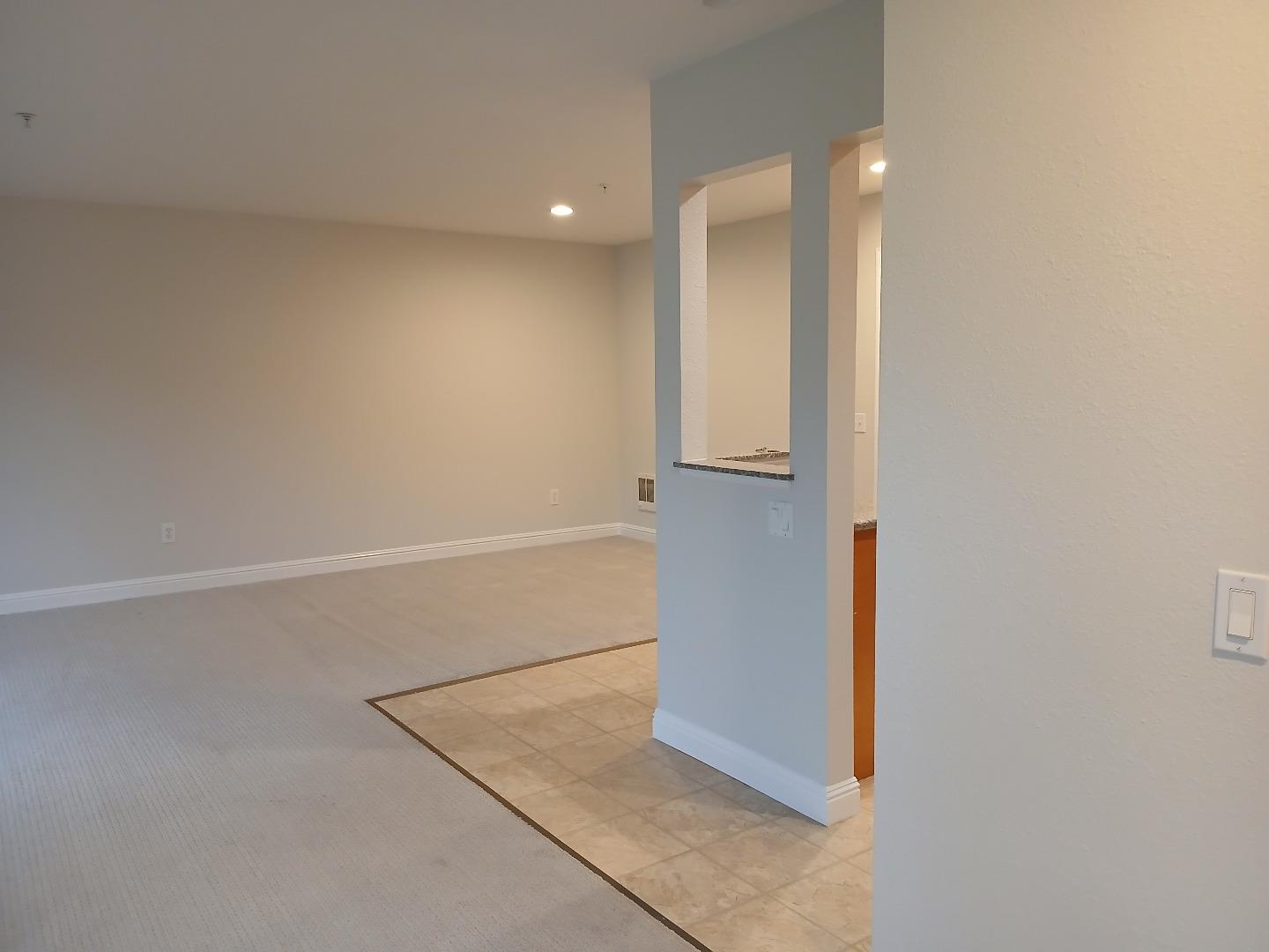 Detail Gallery Image 8 of 20 For 99 Avenue Portola 2b,  El Granada,  CA 94018 - 1 Beds | 1 Baths