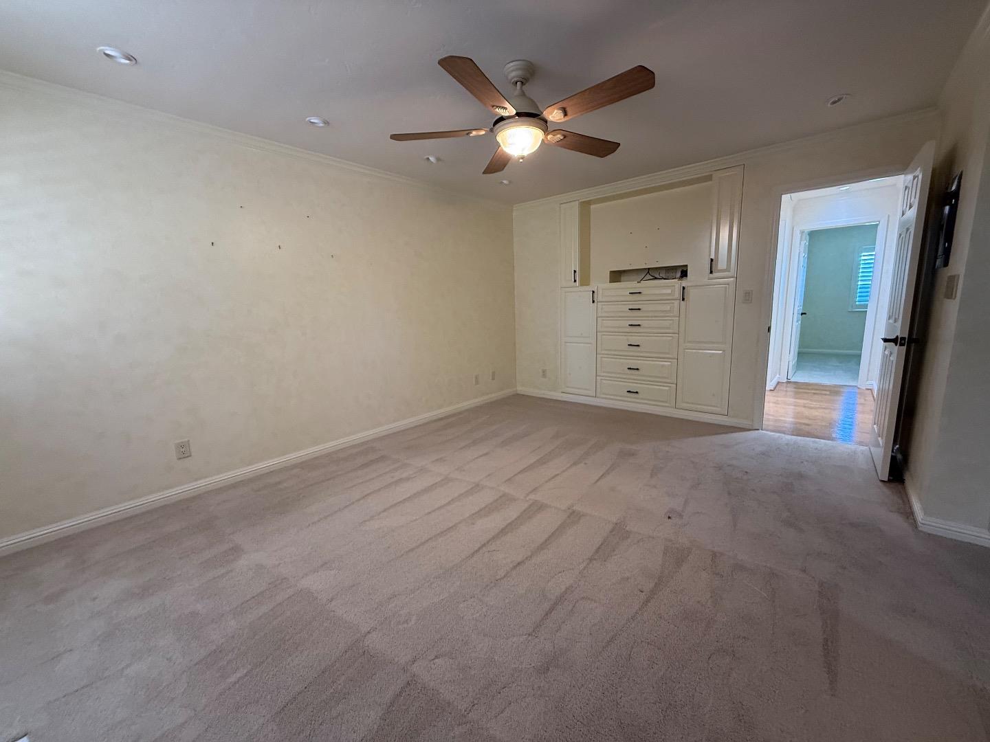 Detail Gallery Image 26 of 32 For 695 San Bruno Way, Salinas,  CA 93901 - 3 Beds | 2 Baths