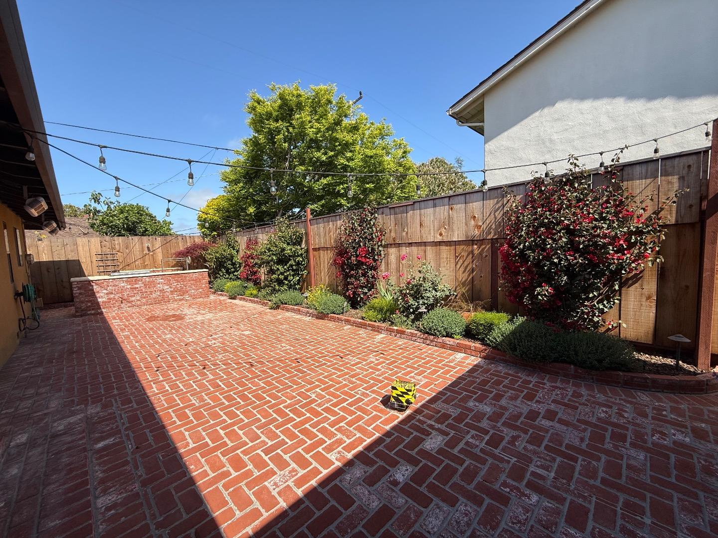 Detail Gallery Image 34 of 39 For 695 San Bruno Way, Salinas,  CA 93901 - 3 Beds | 2 Baths