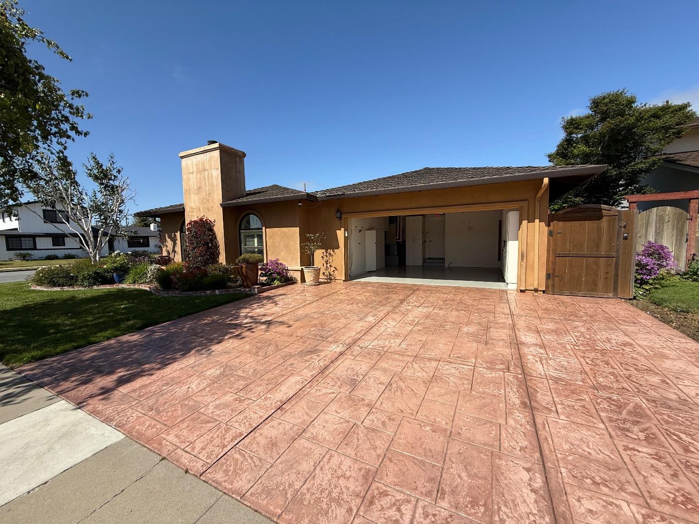 Detail Gallery Image 37 of 39 For 695 San Bruno Way, Salinas,  CA 93901 - 3 Beds | 2 Baths