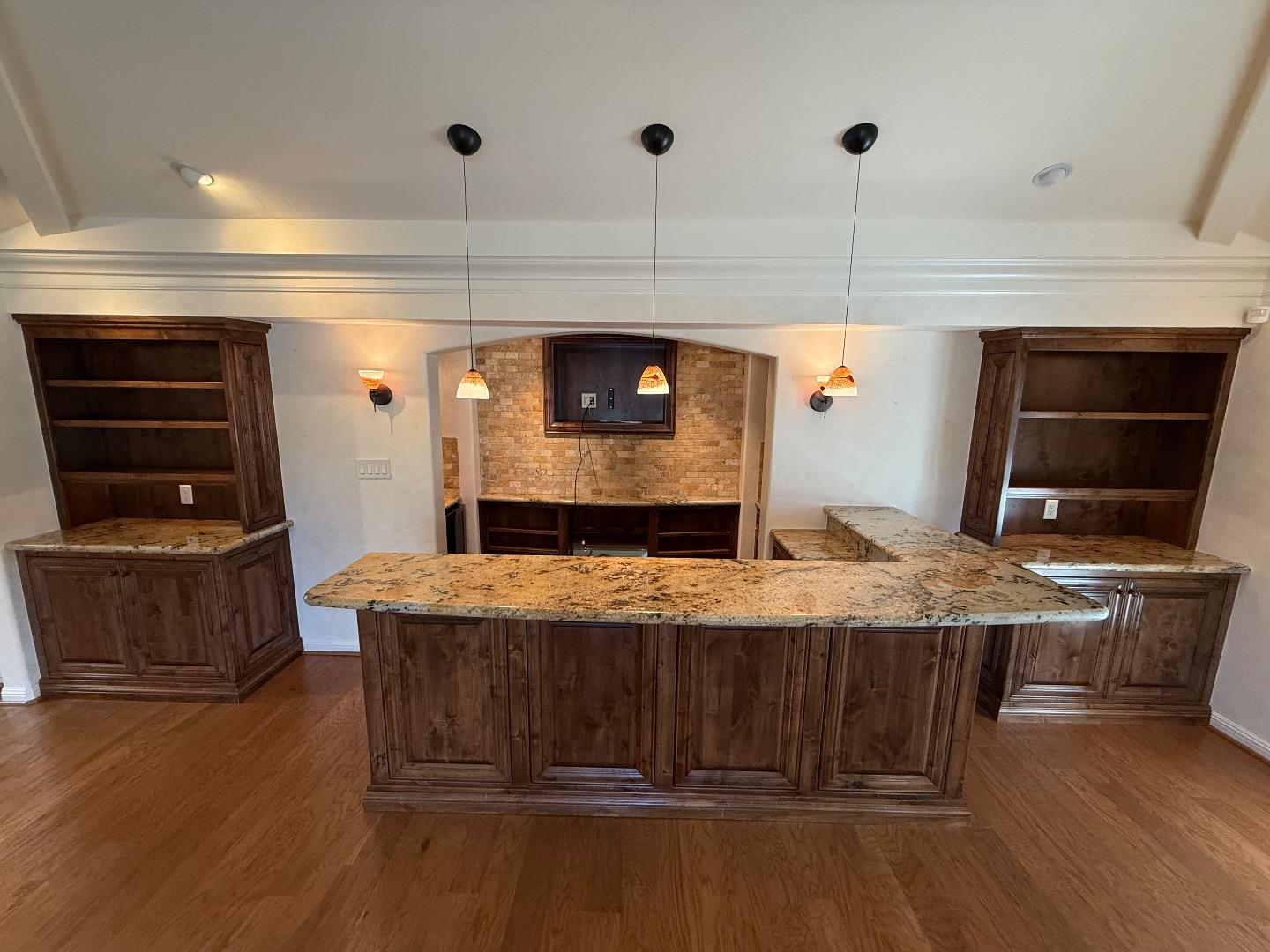 Detail Gallery Image 4 of 32 For 695 San Bruno Way, Salinas,  CA 93901 - 3 Beds | 2 Baths