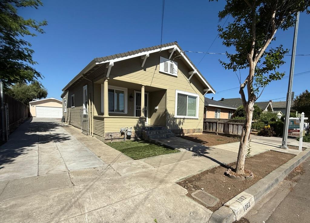 Detail Gallery Image 1 of 22 For 1062 Lick Ave, San Jose,  CA 95110 - 4 Beds | 2 Baths