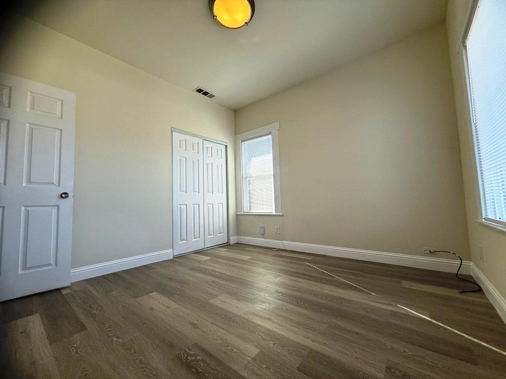 Detail Gallery Image 10 of 22 For 1062 Lick Ave, San Jose,  CA 95110 - 4 Beds | 2 Baths