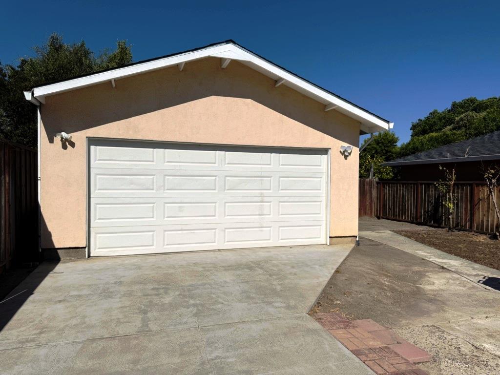 Detail Gallery Image 22 of 22 For 1062 Lick Ave, San Jose,  CA 95110 - 4 Beds | 2 Baths