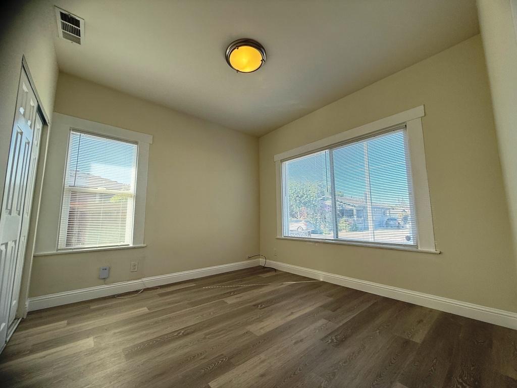 Detail Gallery Image 9 of 22 For 1062 Lick Ave, San Jose,  CA 95110 - 4 Beds | 2 Baths