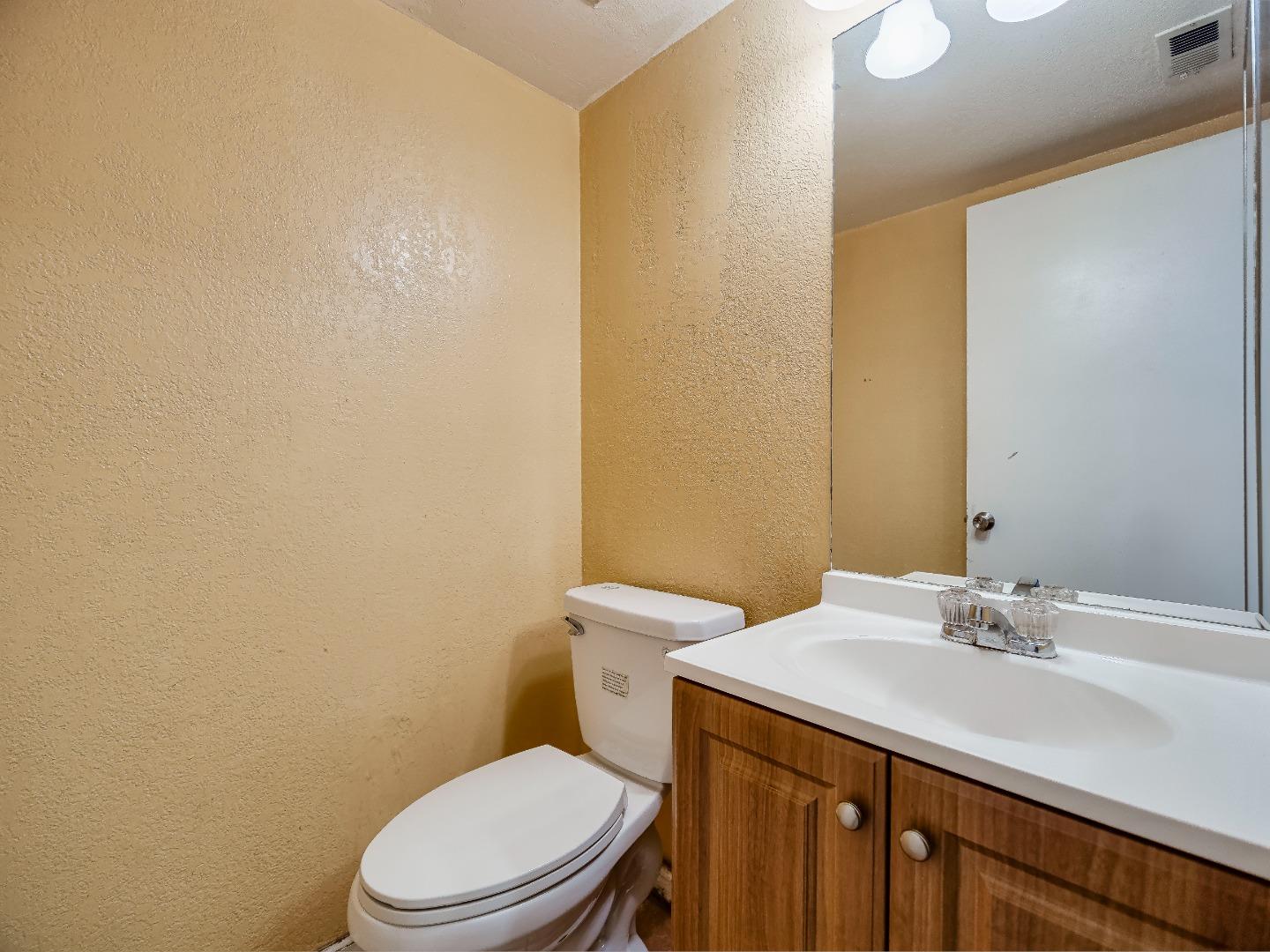 Detail Gallery Image 20 of 25 For 145 Goularte Way, San Jose,  CA 95116 - 3 Beds | 2/1 Baths