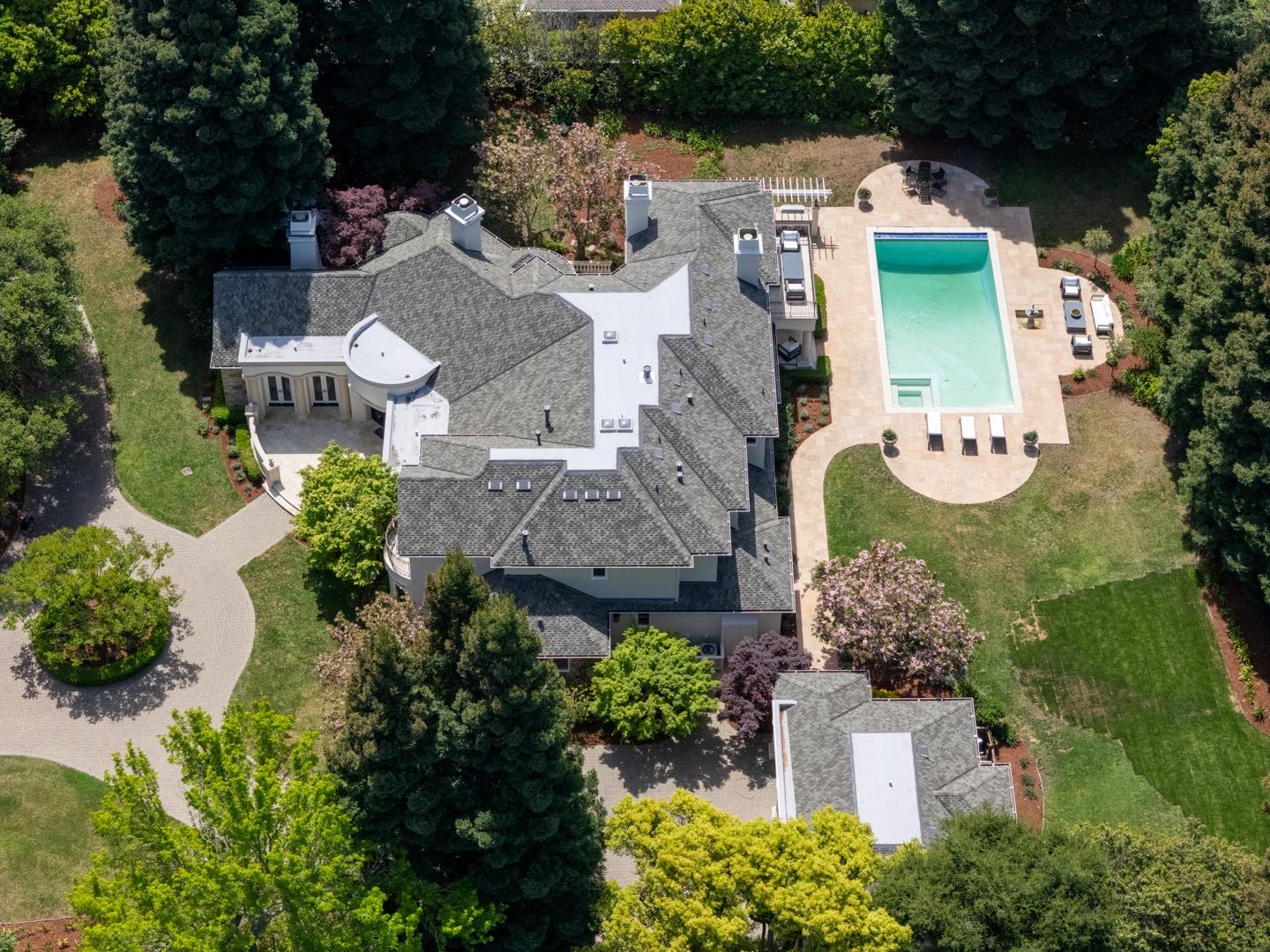 Detail Gallery Image 19 of 19 For 68 Almendral Ave, Atherton,  CA 94027 - 5 Beds | 6/1 Baths