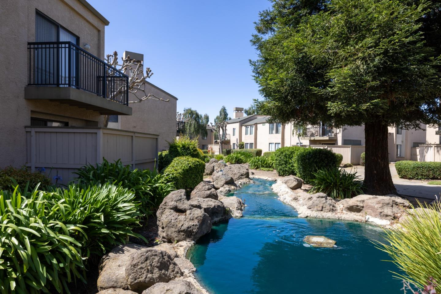 Detail Gallery Image 21 of 23 For 2394 N Main St #B,  Salinas,  CA 93906 - 2 Beds | 1 Baths