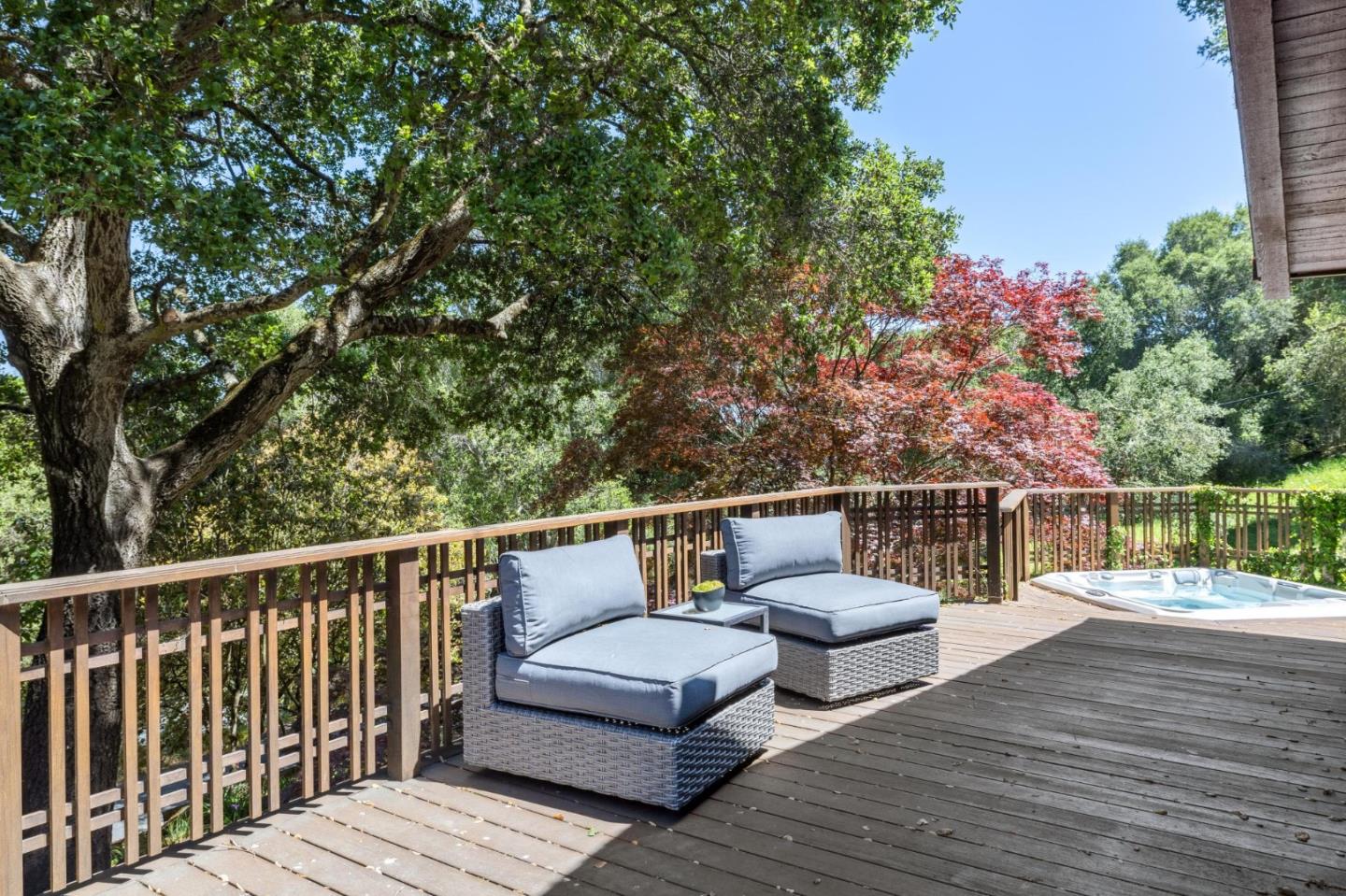 Detail Gallery Image 33 of 39 For 19 Preston Rd, Woodside,  CA 94062 - 4 Beds | 3 Baths
