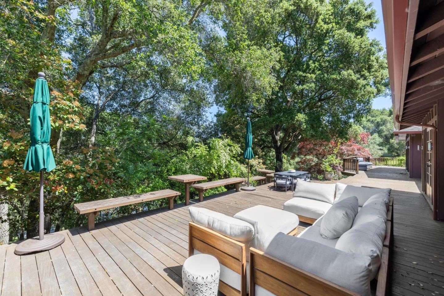 Detail Gallery Image 35 of 39 For 19 Preston Rd, Woodside,  CA 94062 - 4 Beds | 3 Baths