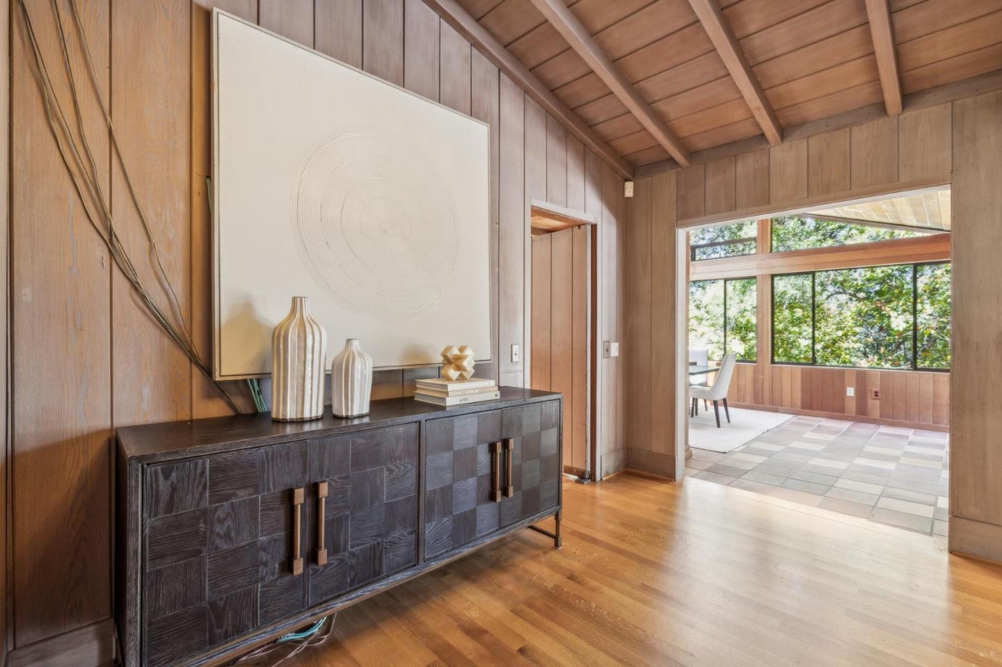 Detail Gallery Image 5 of 39 For 19 Preston Rd, Woodside,  CA 94062 - 4 Beds | 3 Baths