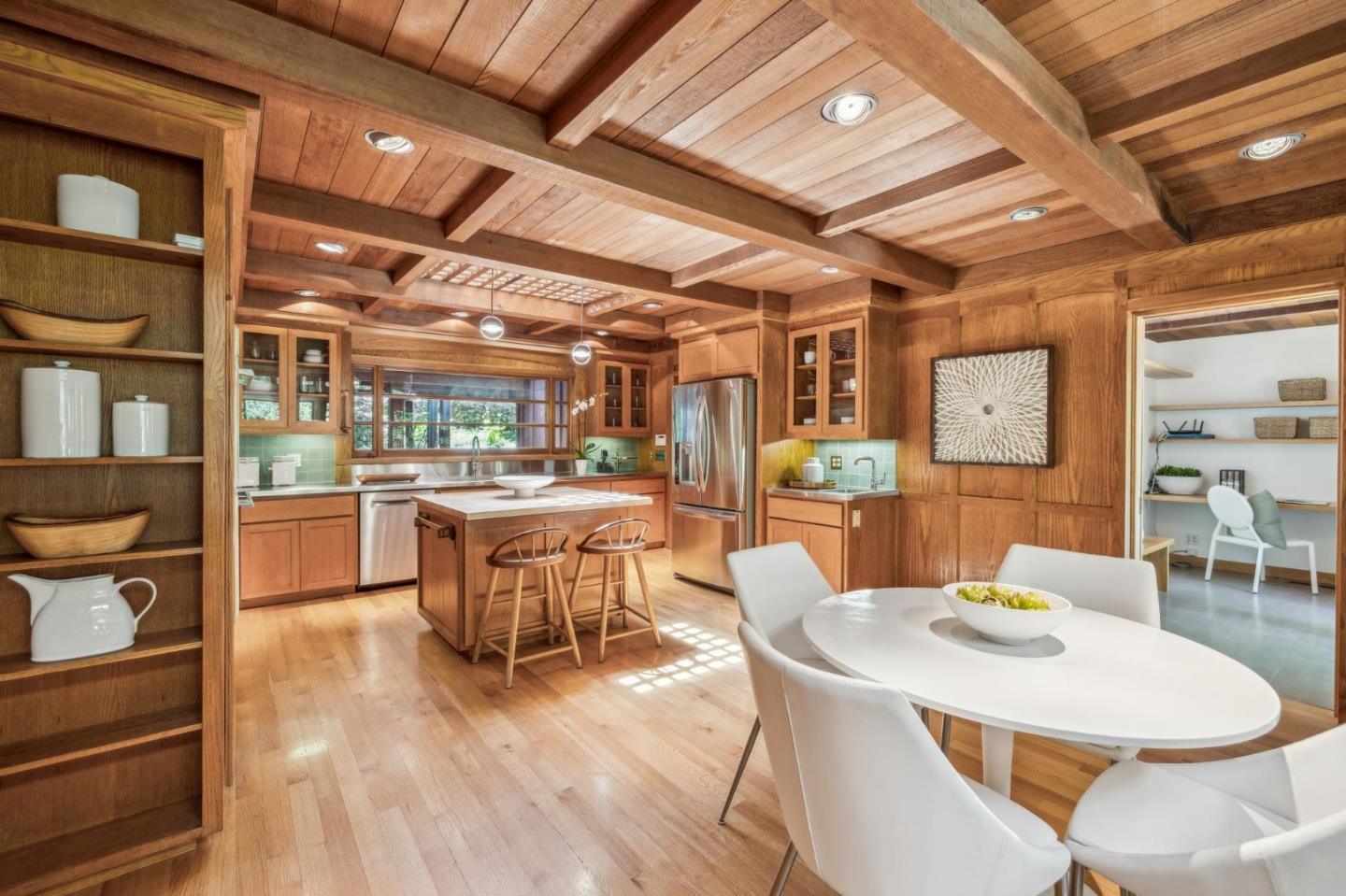 Detail Gallery Image 9 of 39 For 19 Preston Rd, Woodside,  CA 94062 - 4 Beds | 3 Baths