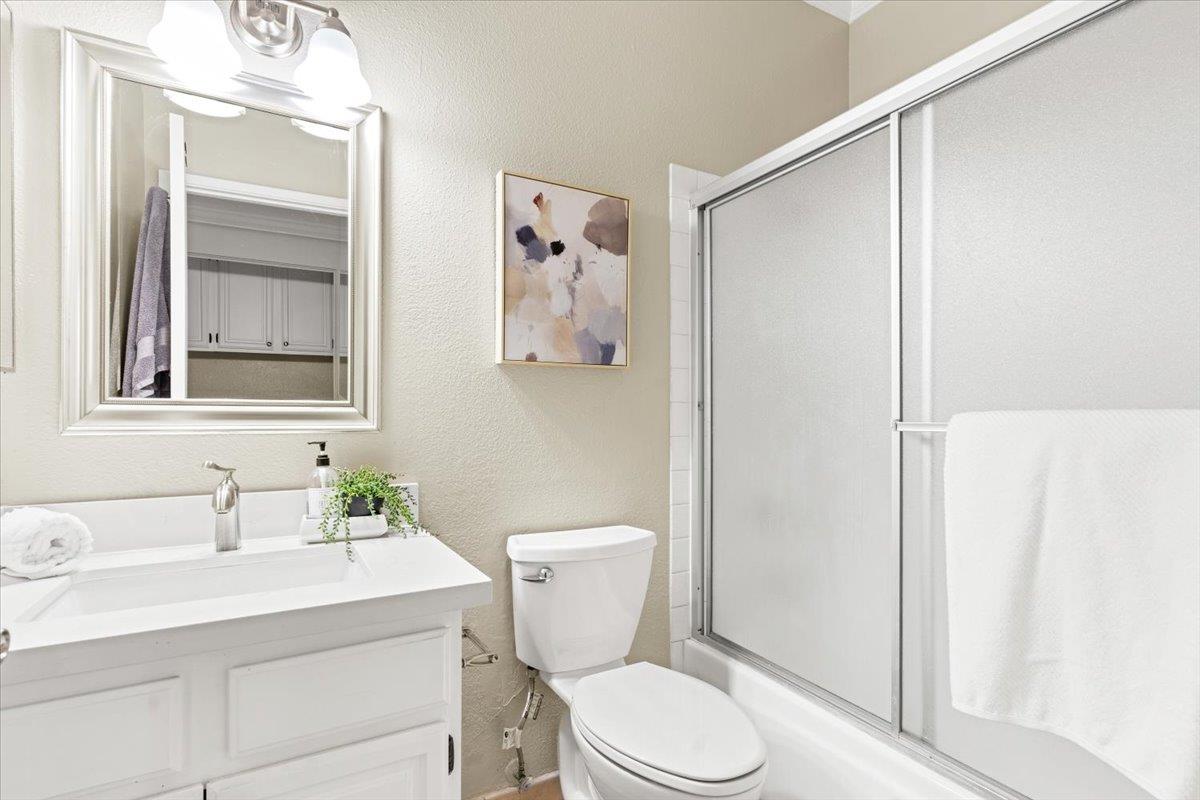 Detail Gallery Image 10 of 15 For 39903 Parada St a,  Newark,  CA 94560 - 2 Beds | 2 Baths