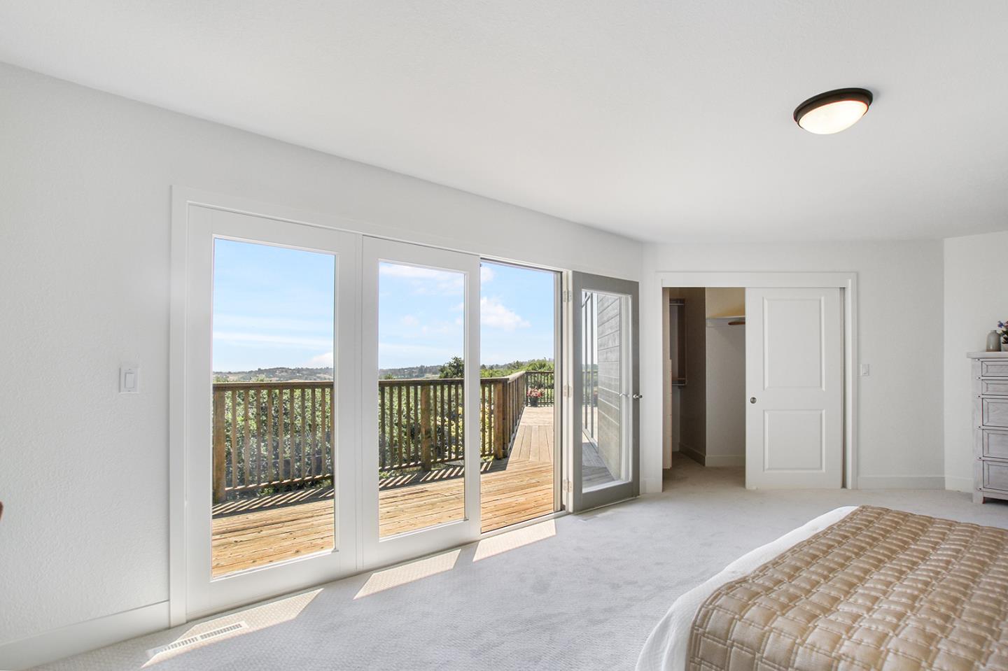 Detail Gallery Image 18 of 47 For 415 Golden Oak Dr, Portola Valley,  CA 94028 - 4 Beds | 3/1 Baths