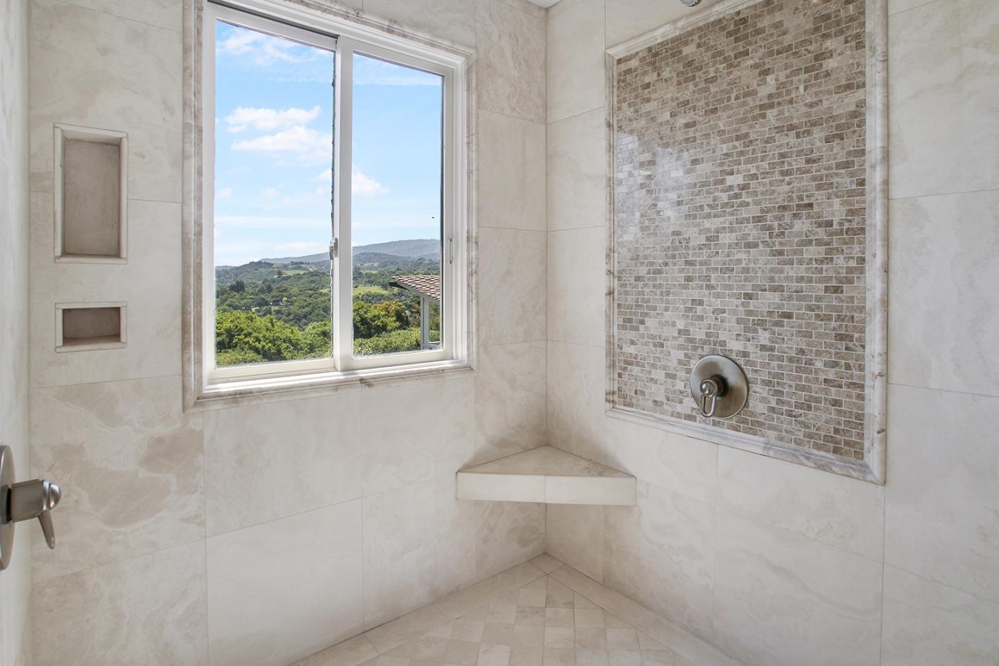 Detail Gallery Image 32 of 47 For 415 Golden Oak Dr, Portola Valley,  CA 94028 - 4 Beds | 3/1 Baths
