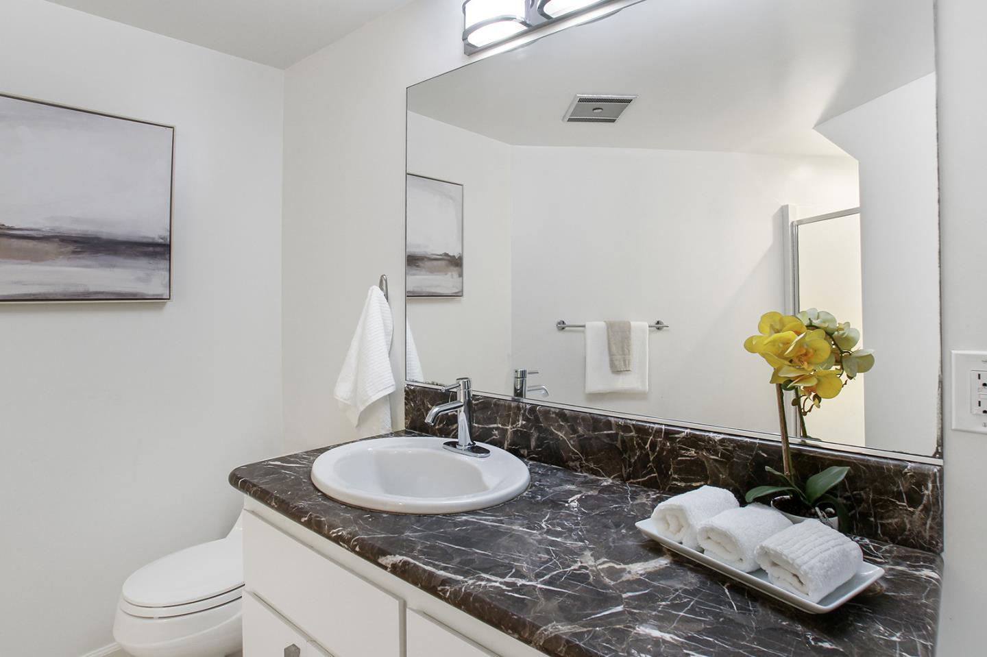 Detail Gallery Image 36 of 47 For 415 Golden Oak Dr, Portola Valley,  CA 94028 - 4 Beds | 3/1 Baths