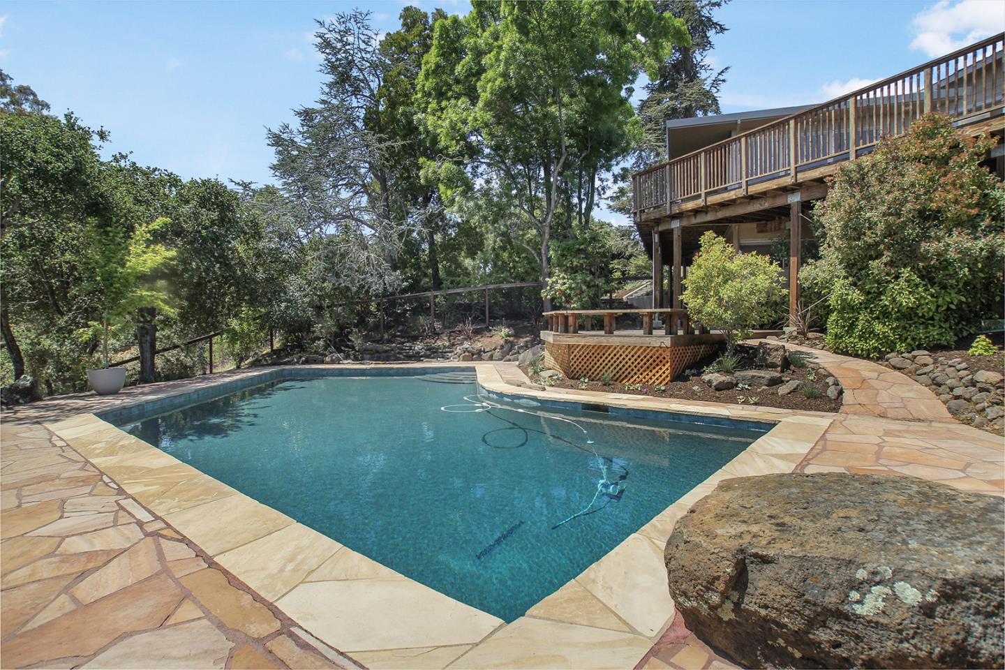 Detail Gallery Image 40 of 47 For 415 Golden Oak Dr, Portola Valley,  CA 94028 - 4 Beds | 3/1 Baths
